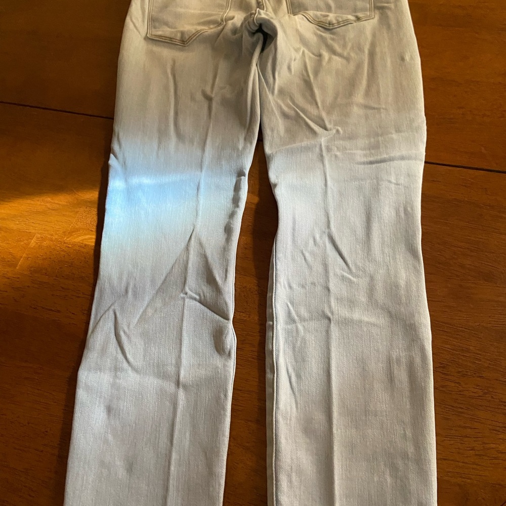 Frame skinny jeans in very light blue